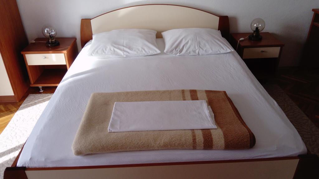 Apartments Branko Nin Room photo